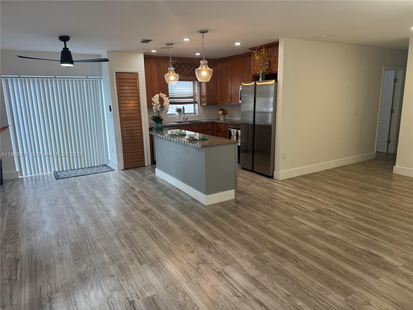 Property photo # 0