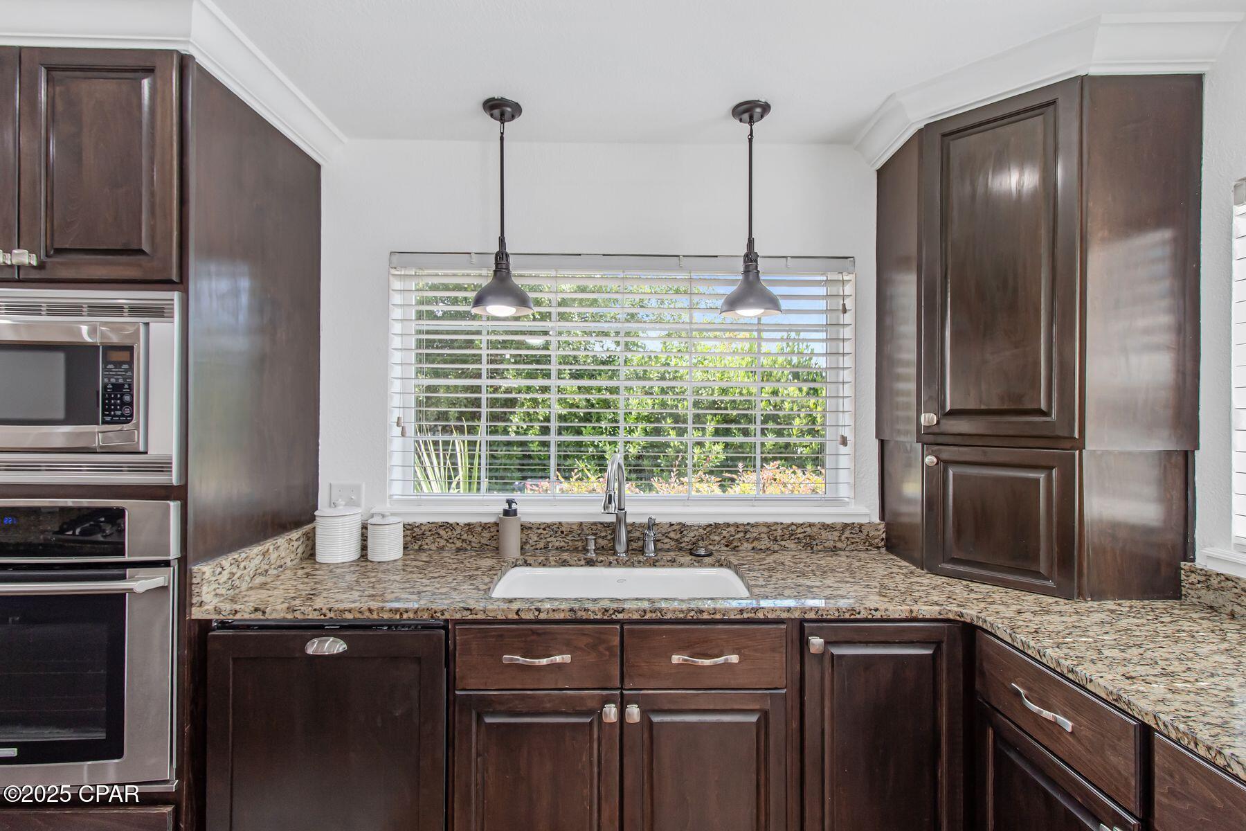 Image 11 For 212 Cove Terrace Drive