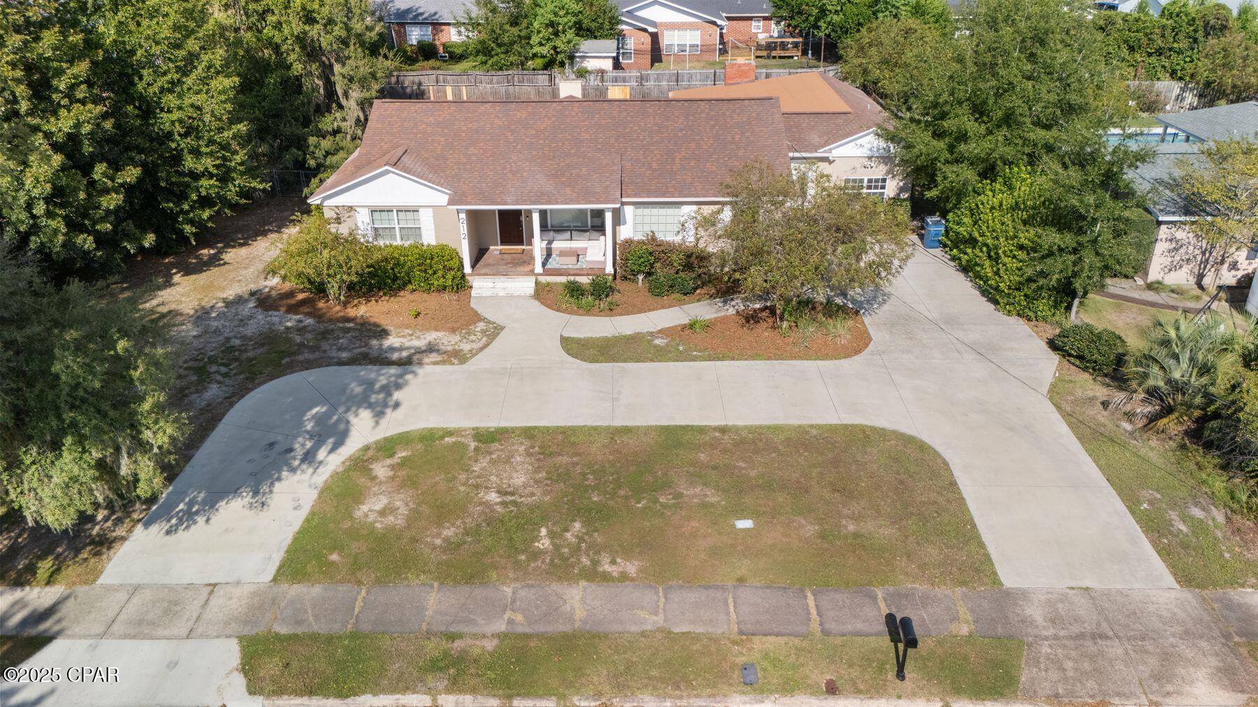 Image 2 For 212 Cove Terrace Drive
