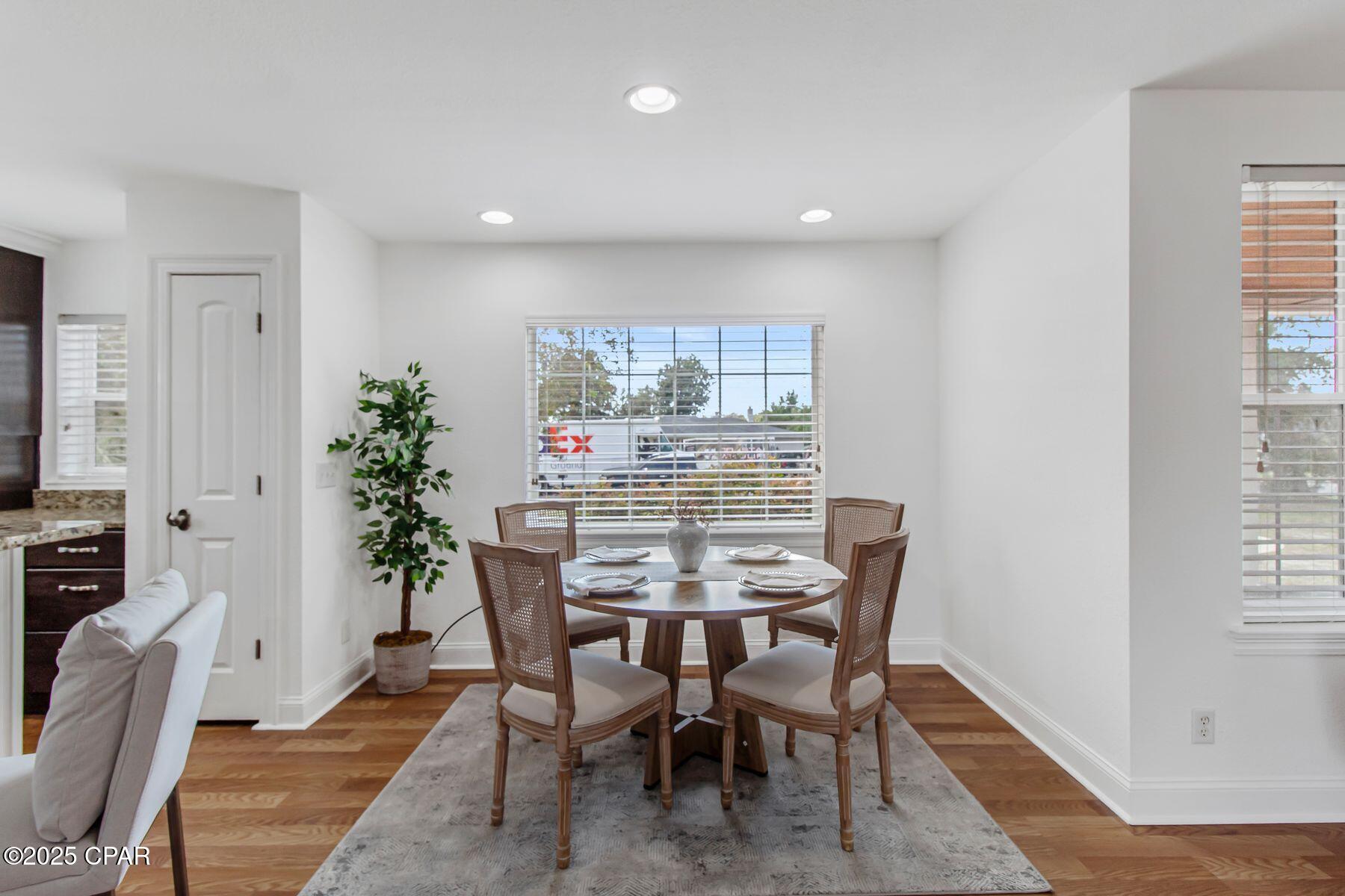 8dwa50x5vxye5vap_aehpmok 6czuquf9yy1xgygvvq