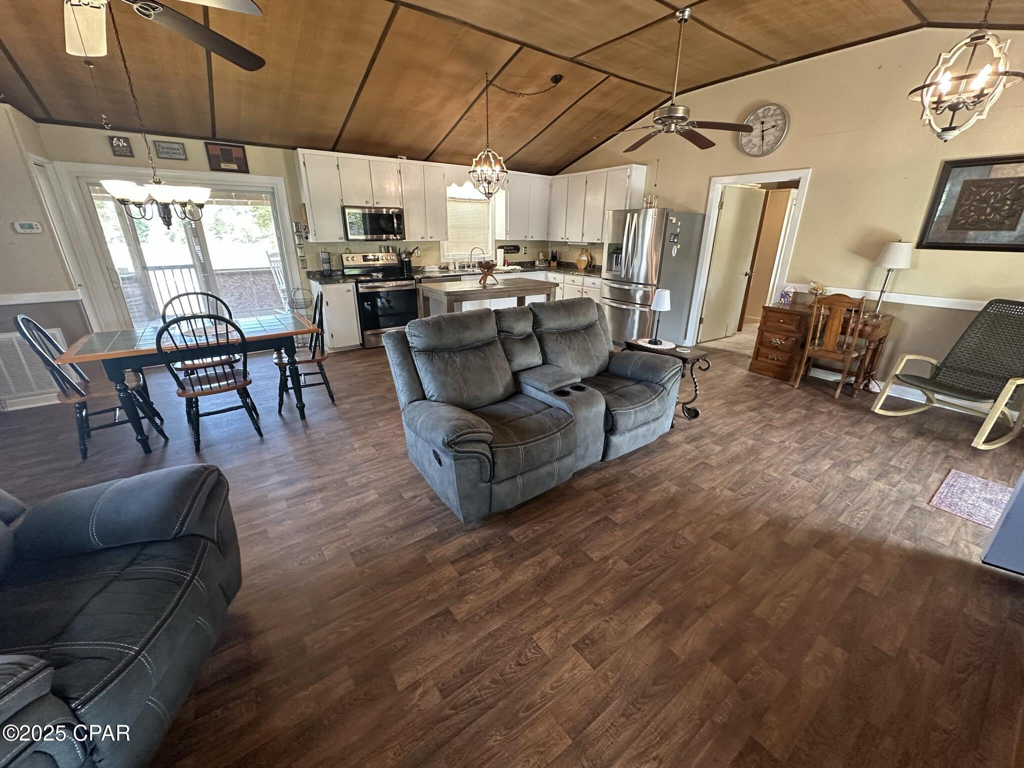 Vlqvmck8lh3hqlyyyx2a1z5_k6ic7wapvjdk22jwqmg