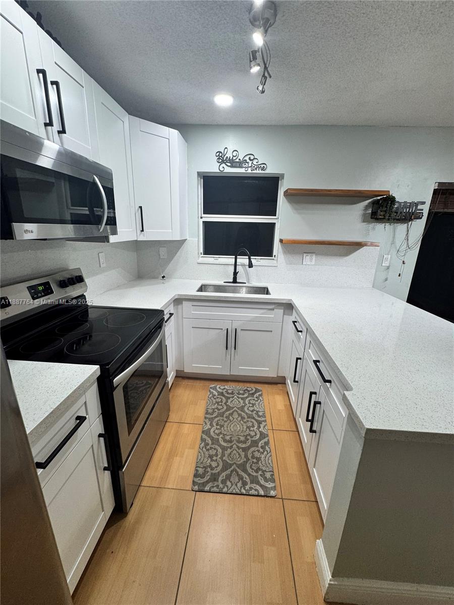 Property photo # 0