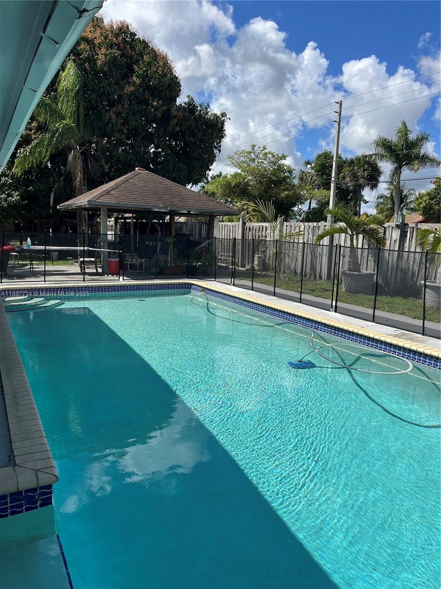 Property photo # 2
