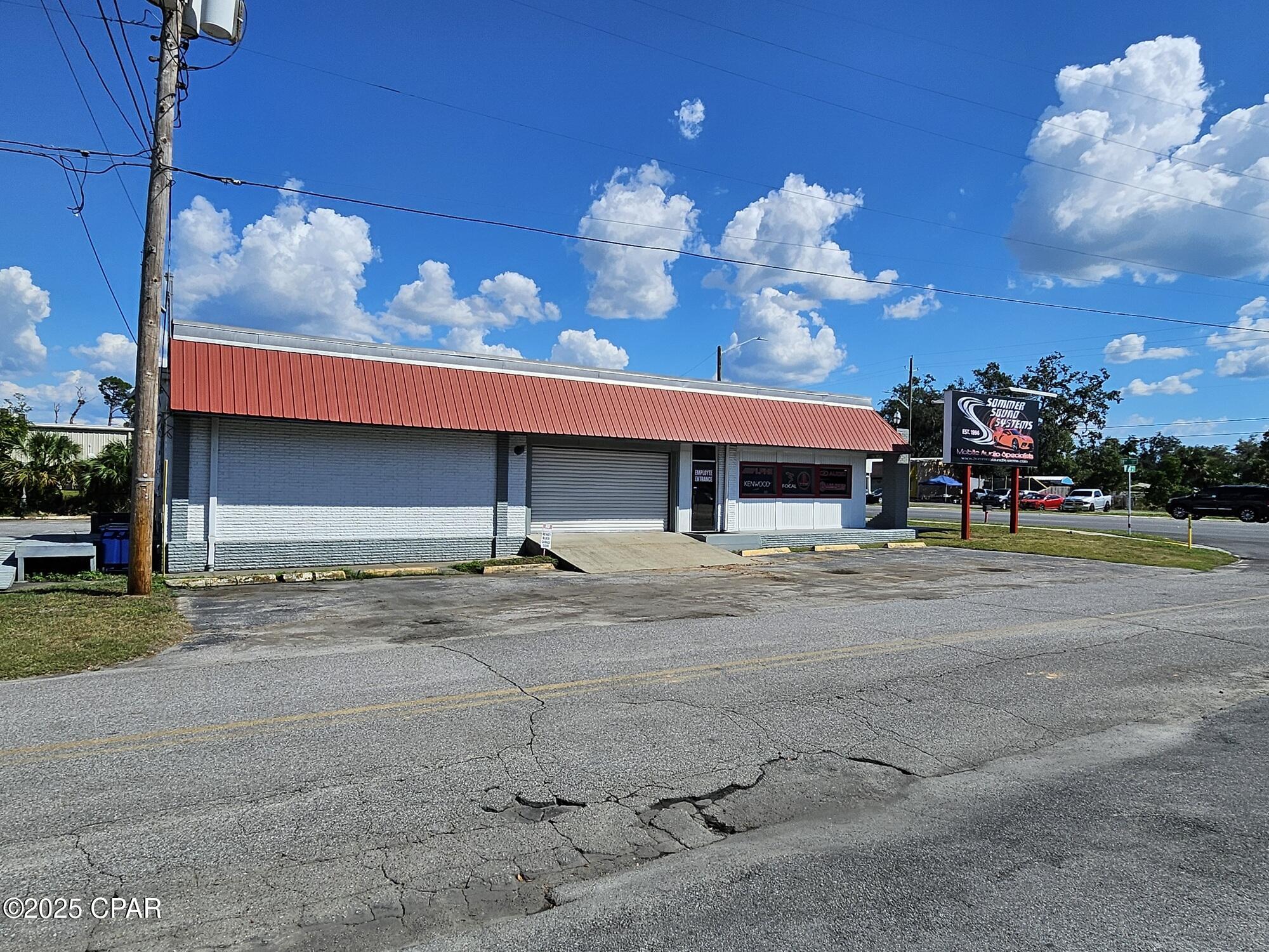 Image 11 For 4018 18th  