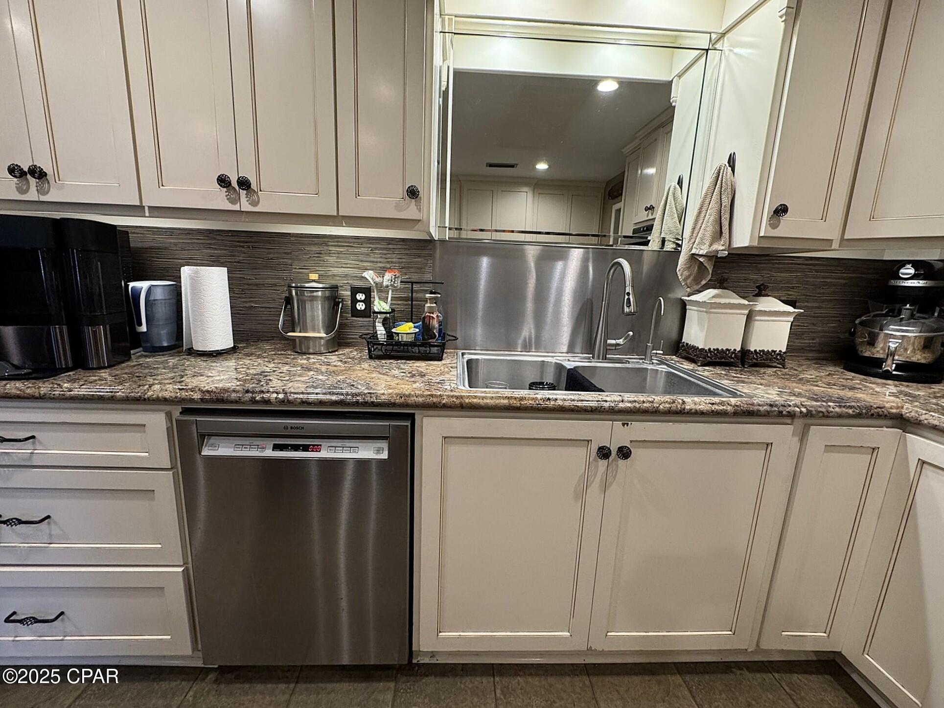 Eid6tx4yf_doexjbbme5lsesxvysf0zes4_45gs4juu