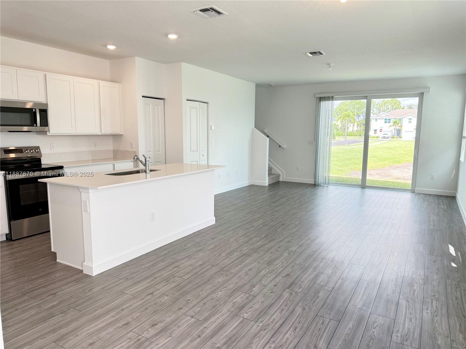 Property photo # 5