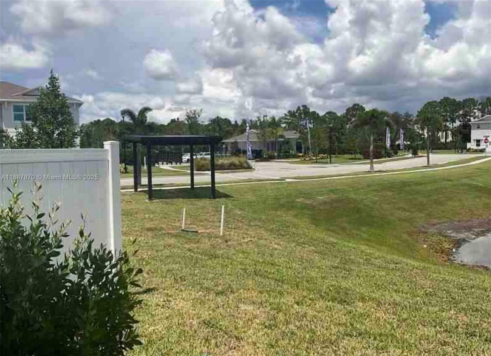 Property photo # 3