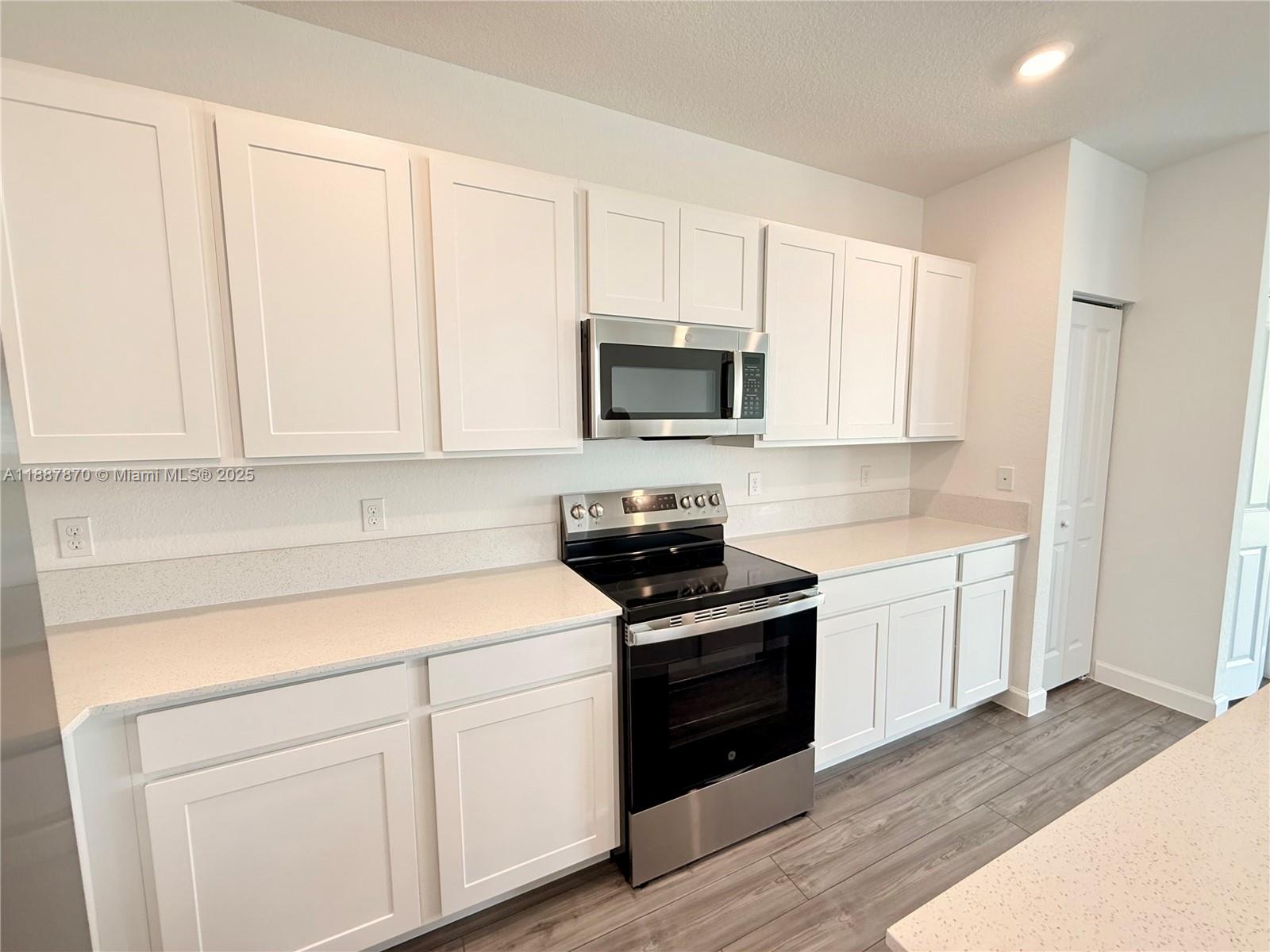 Property photo # 8