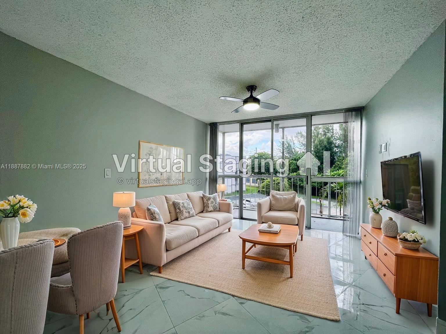 Las Brisas@ Country Club