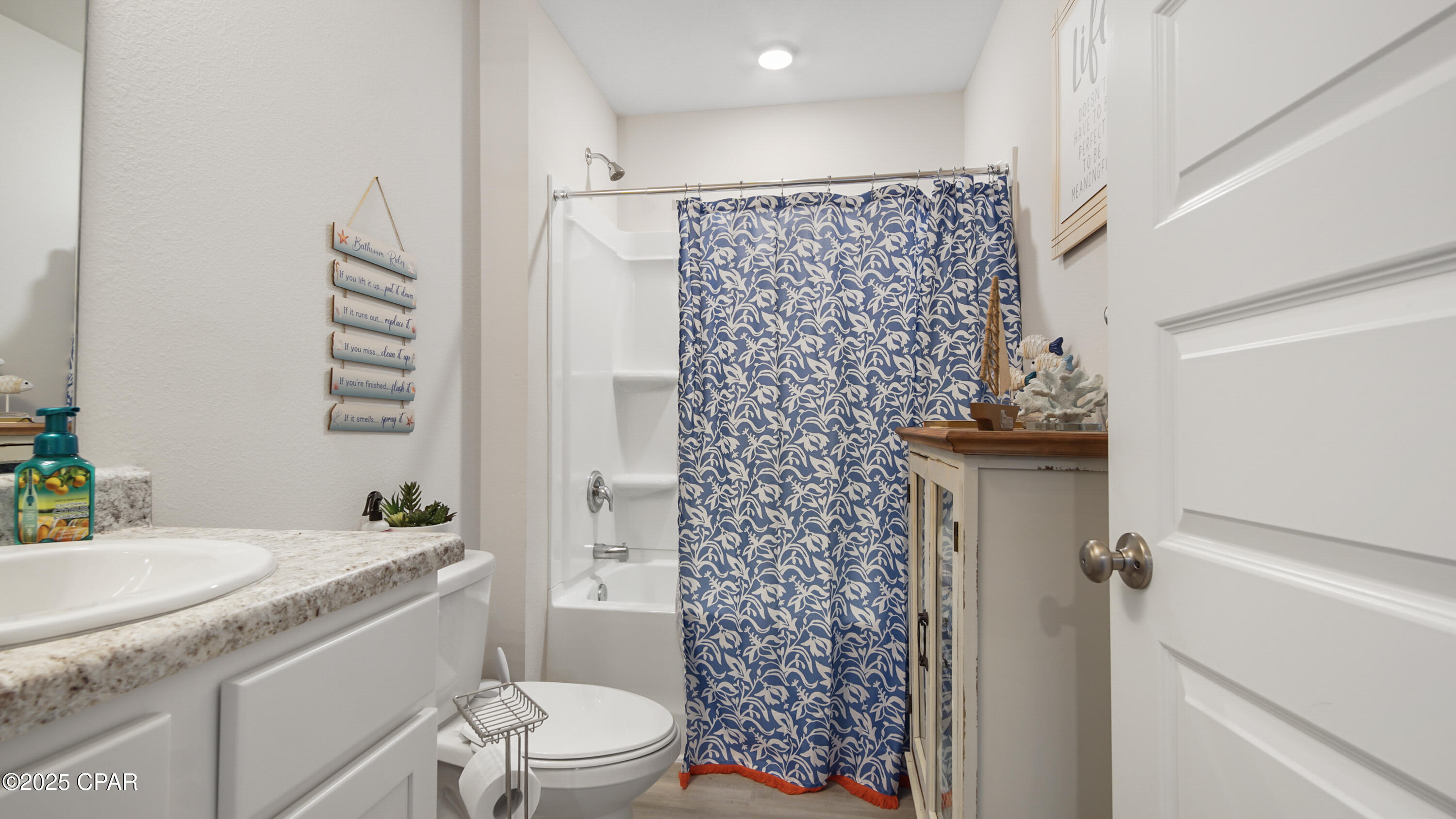 C6ah_hfo3pd 1h_jhn3q94zqgdpeuv_vwqfmju2auxa