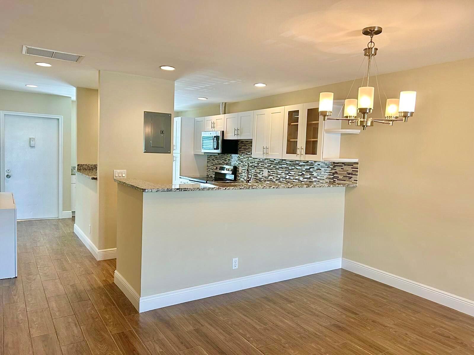 Photo 5 of home located at 2811 SW 15th Street 202, Delray Beach FL