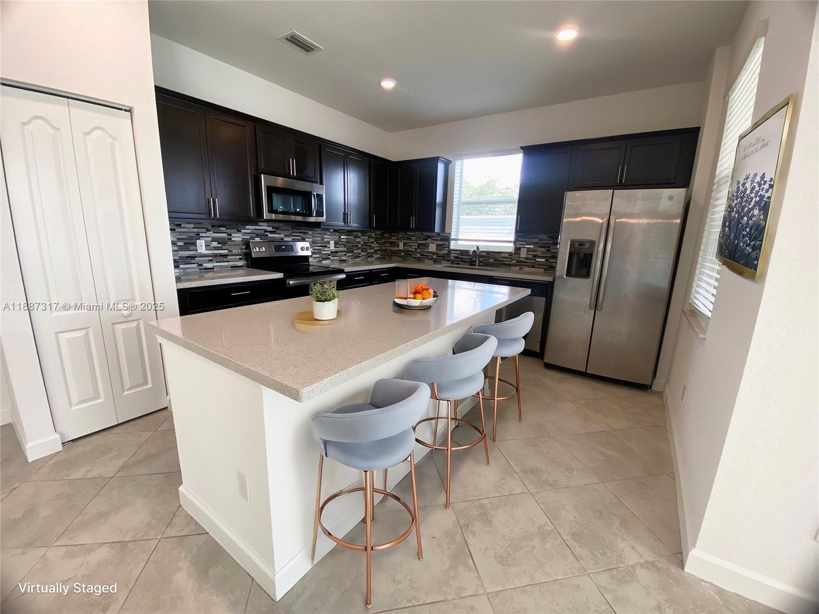 Property photo # 4