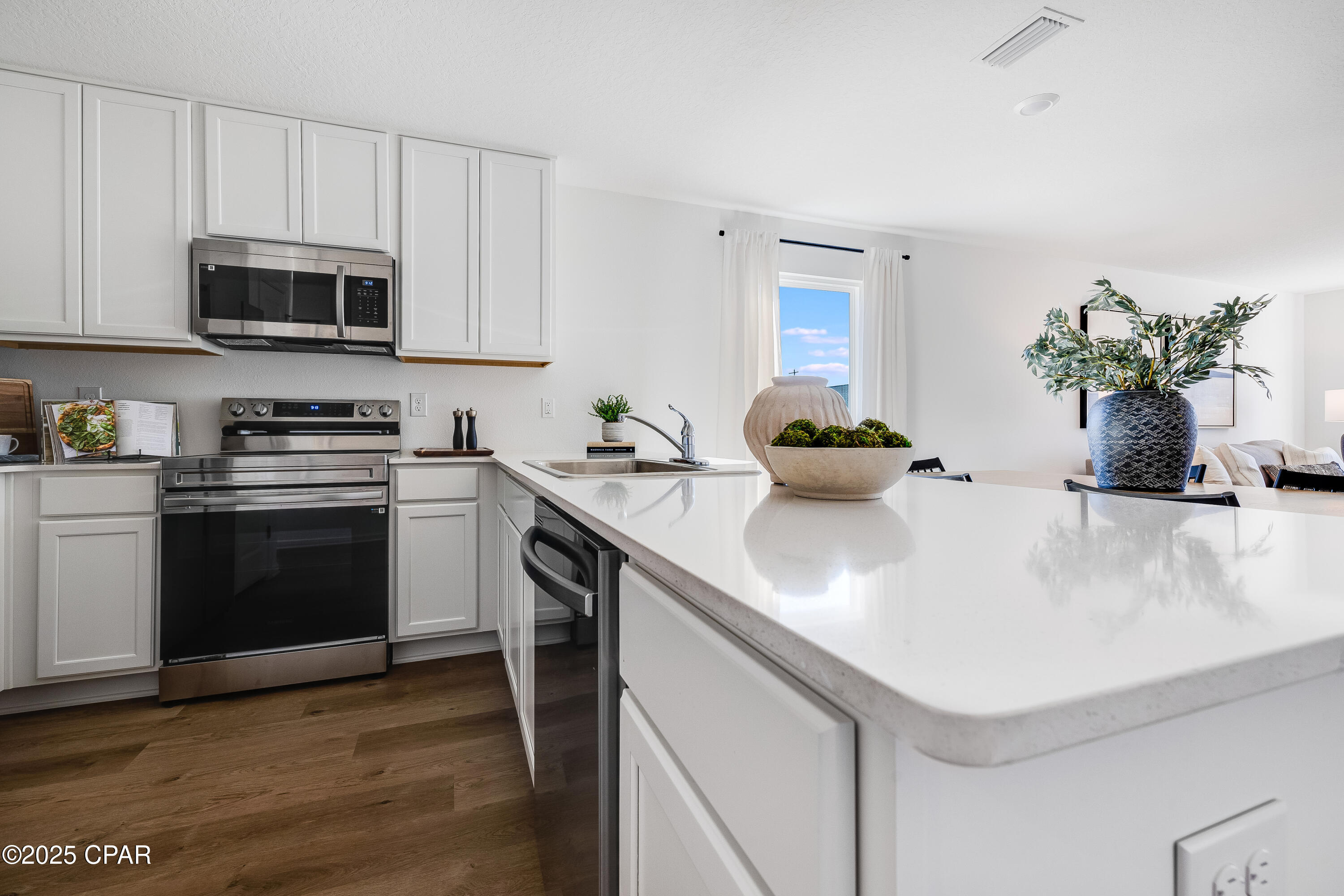 Image 9 For 3938 Lombard Street Hs 10