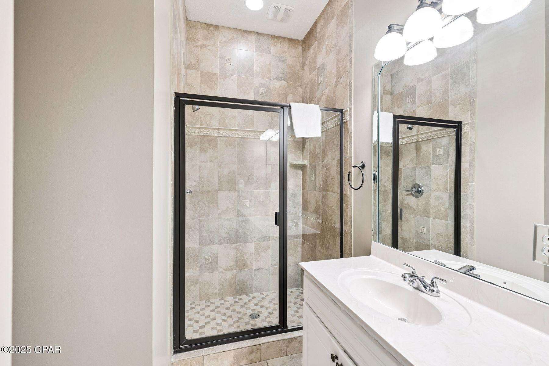 O7_iyldxzcg8ky8ssponabl91afboe11svs0s 7mauk