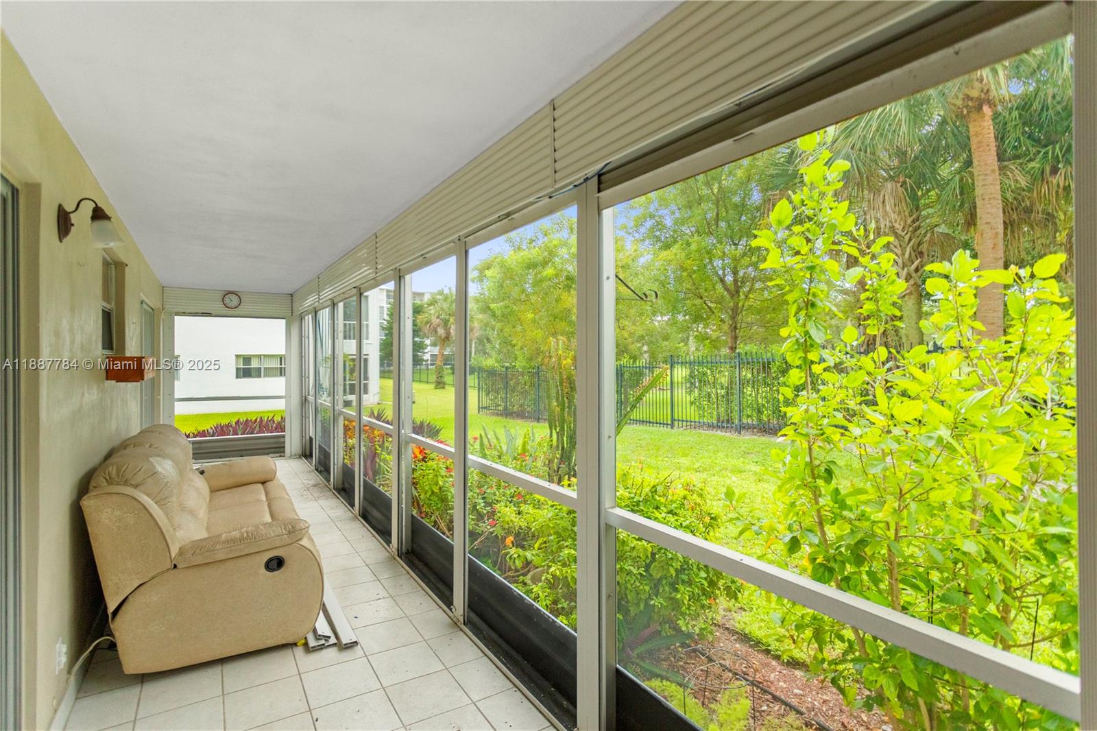 Hillcrest Country Club Ap