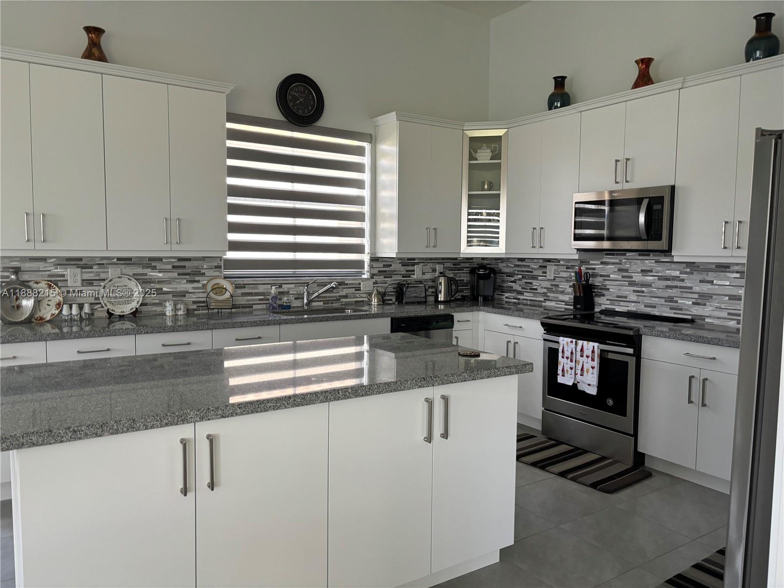 Property photo # 8