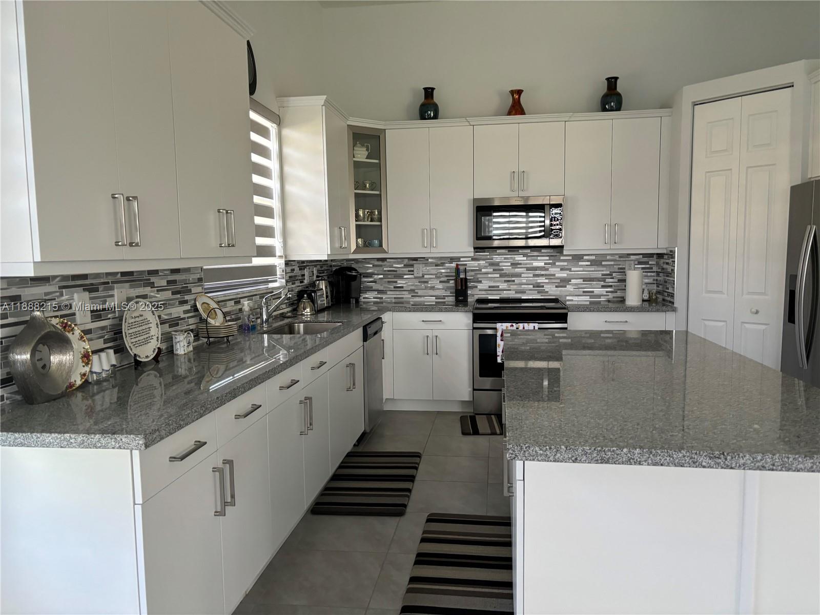 Property photo # 2