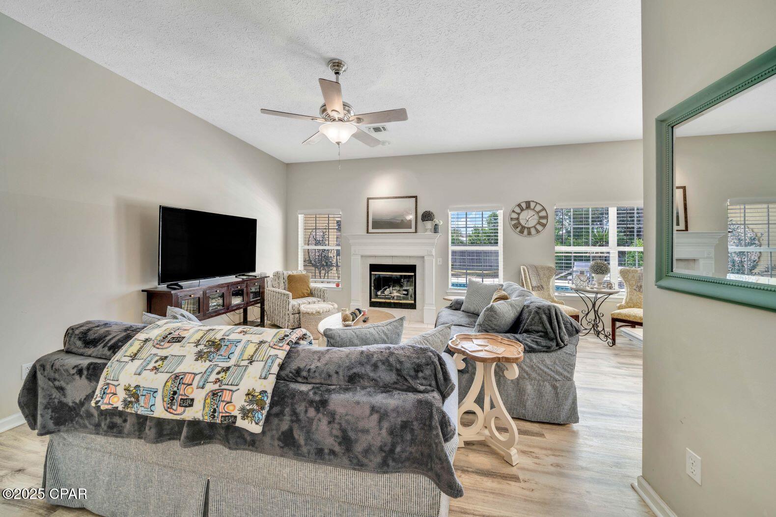 Image 13 For 128 Bonaire Drive