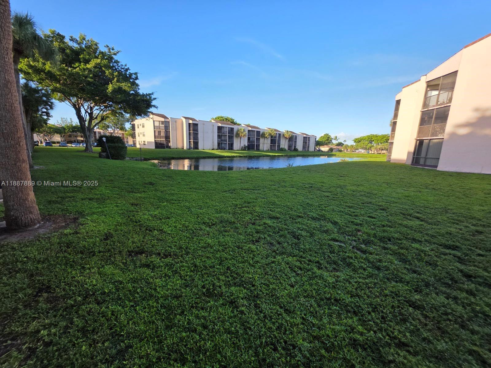 Miramar Club Condominium