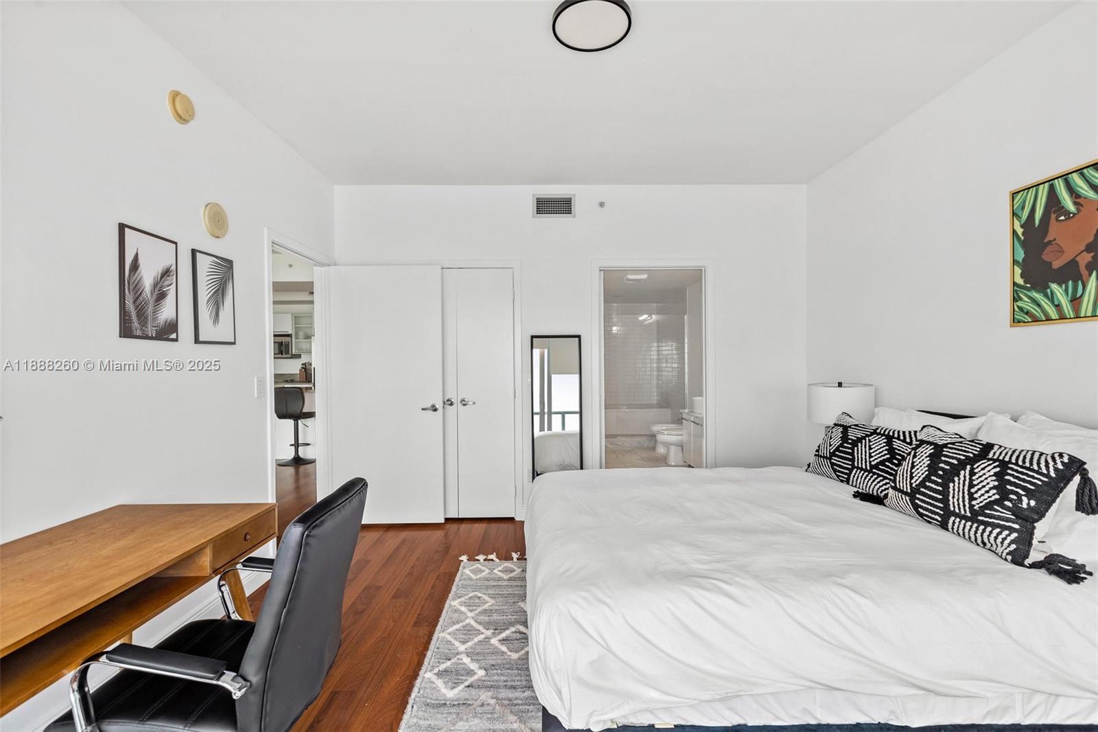 Property photo # 6