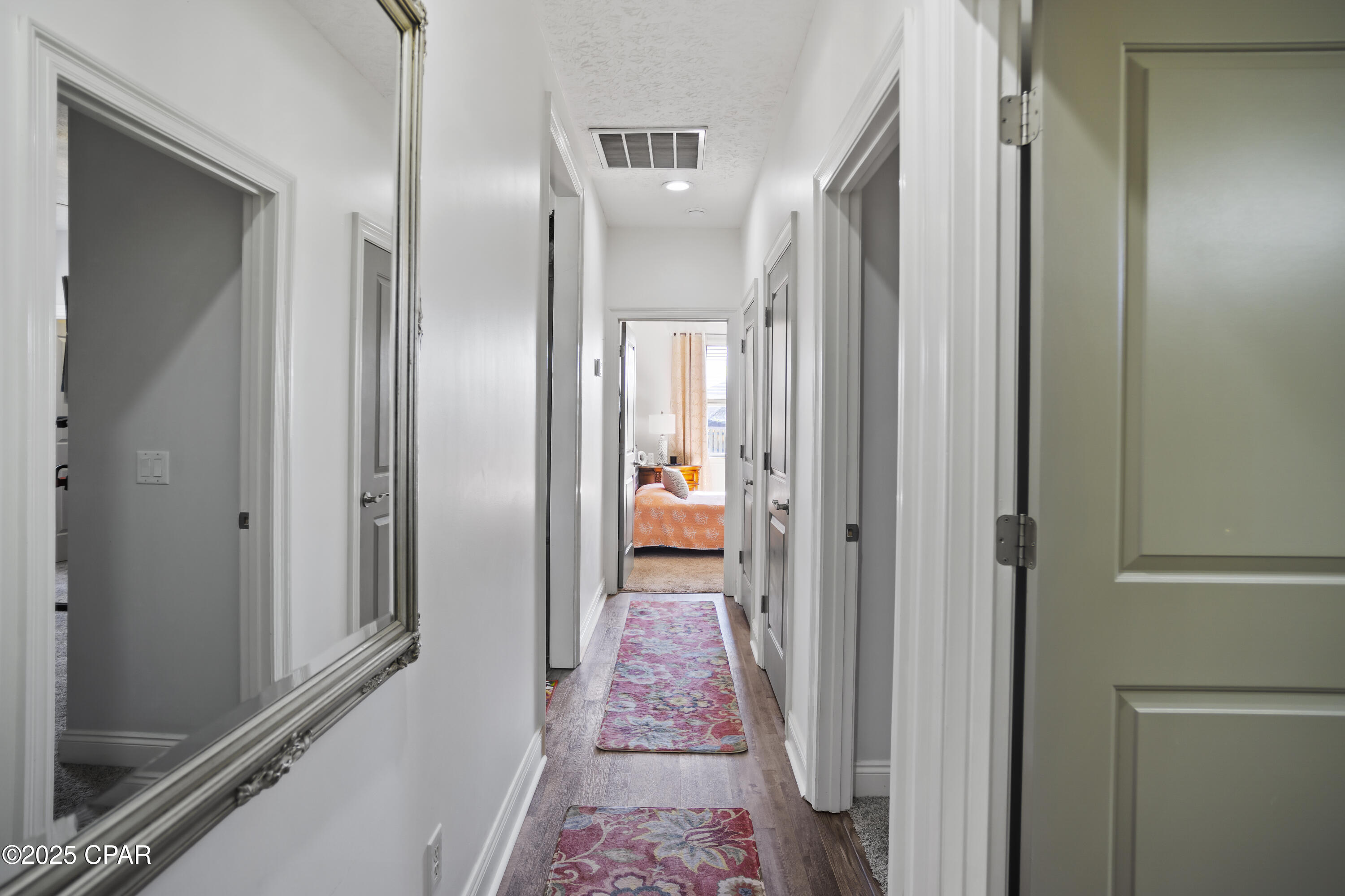 Mbn7cm40wdchc1uusaiy3oi6a98d0ga2oqzil2u 1si