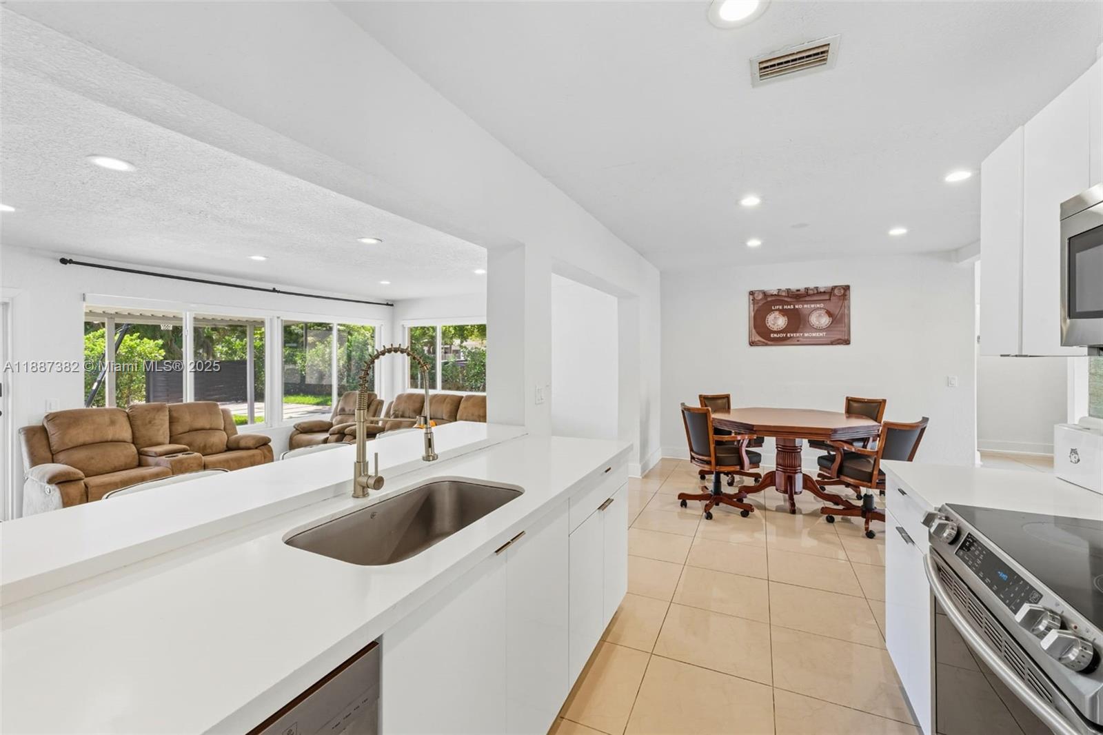 Property photo # 6