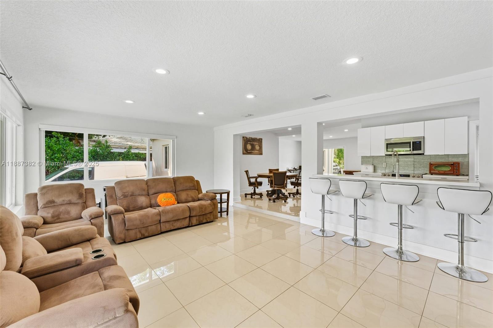 Property photo # 8