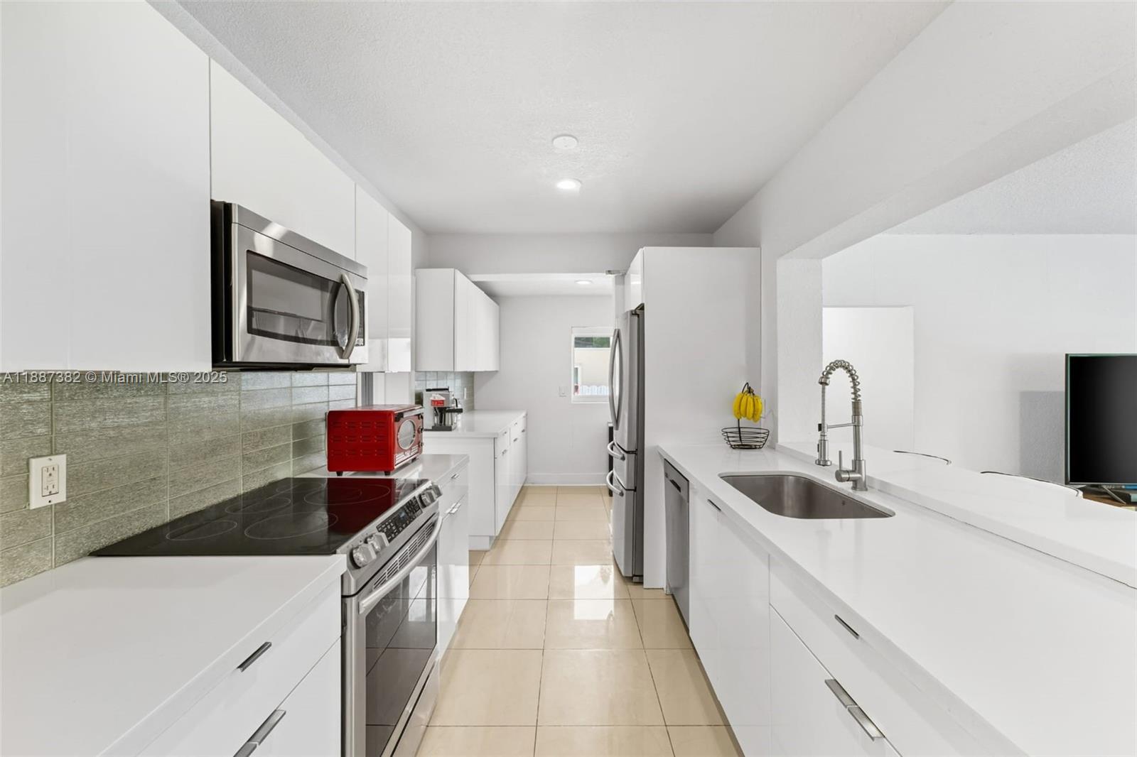 Property photo # 9