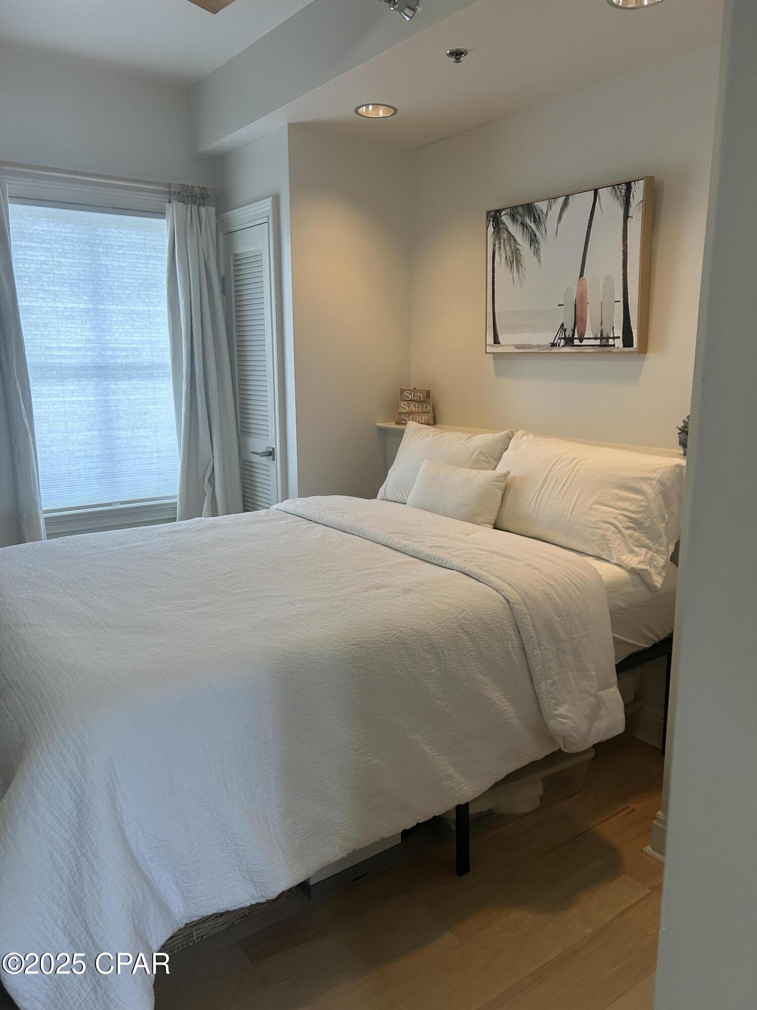 Da9 Ejwia5eifbe6wsjdel_ihlk_kdmienmf5q00fjy