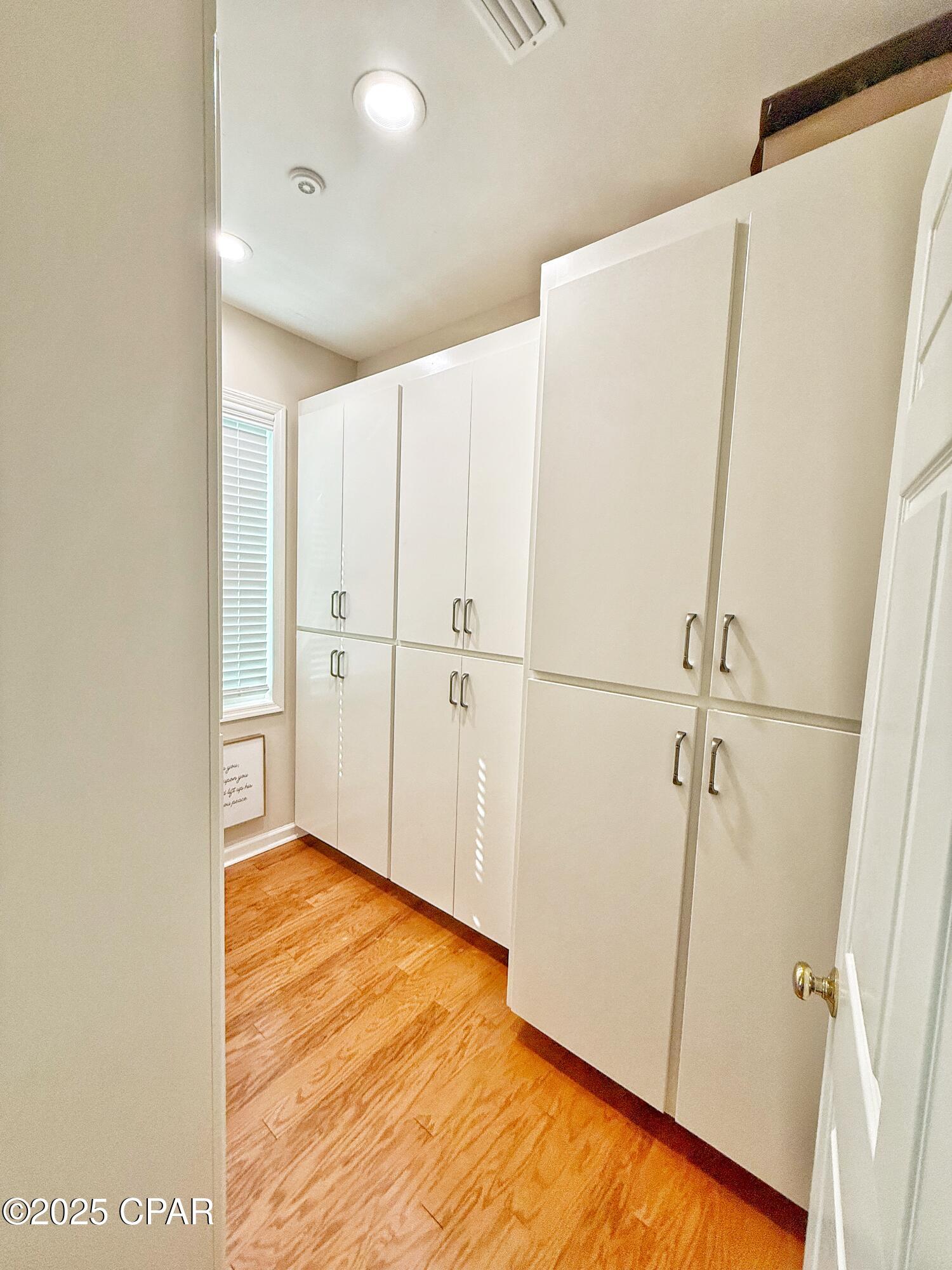 Yr2 B_bkemzneuqqg02rzquwbxje3 Zxqlaoase3khe