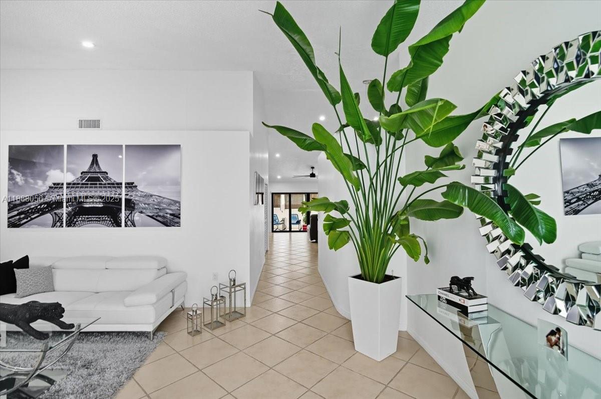 Property photo # 6