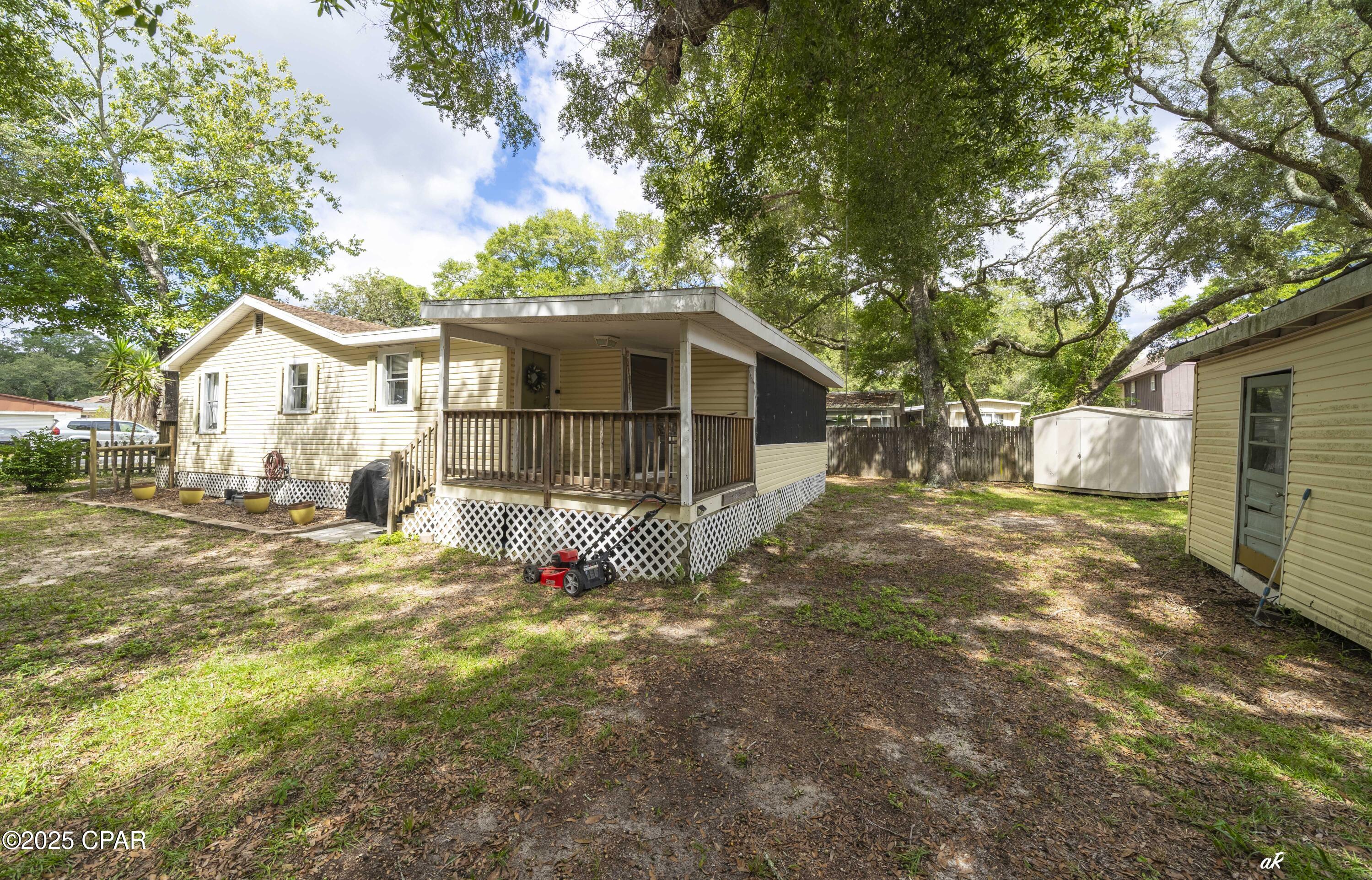 Image 4 For 815 Oakridge Road