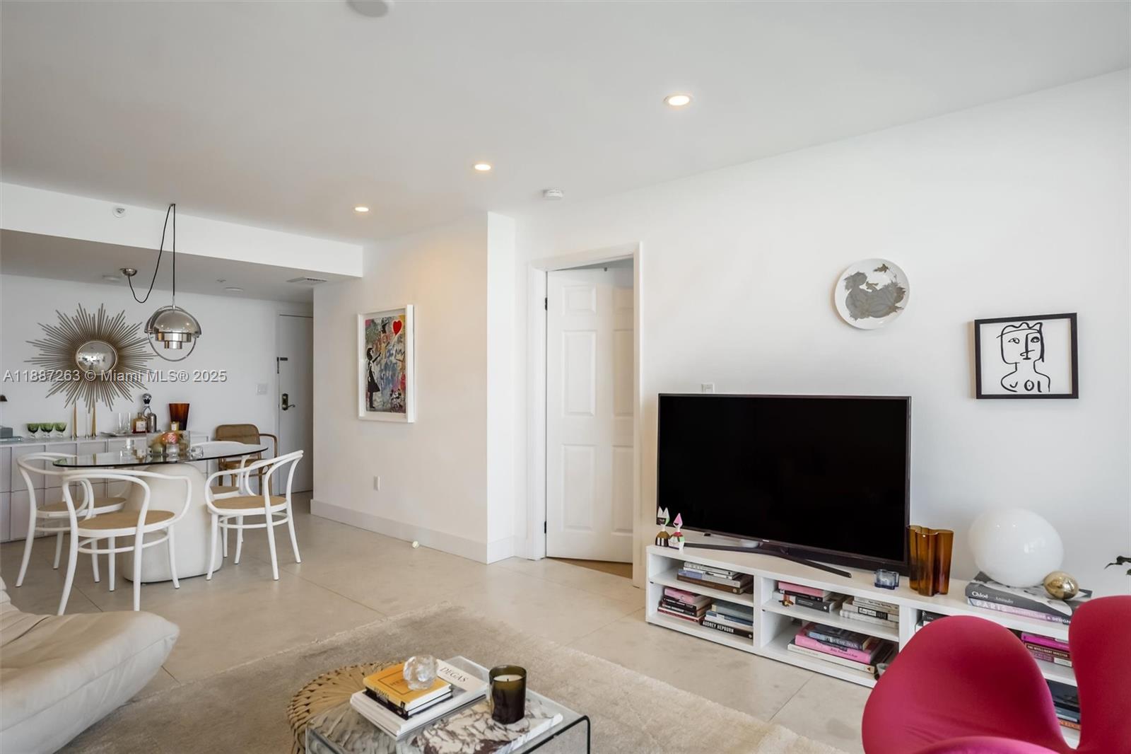 Property photo # 4