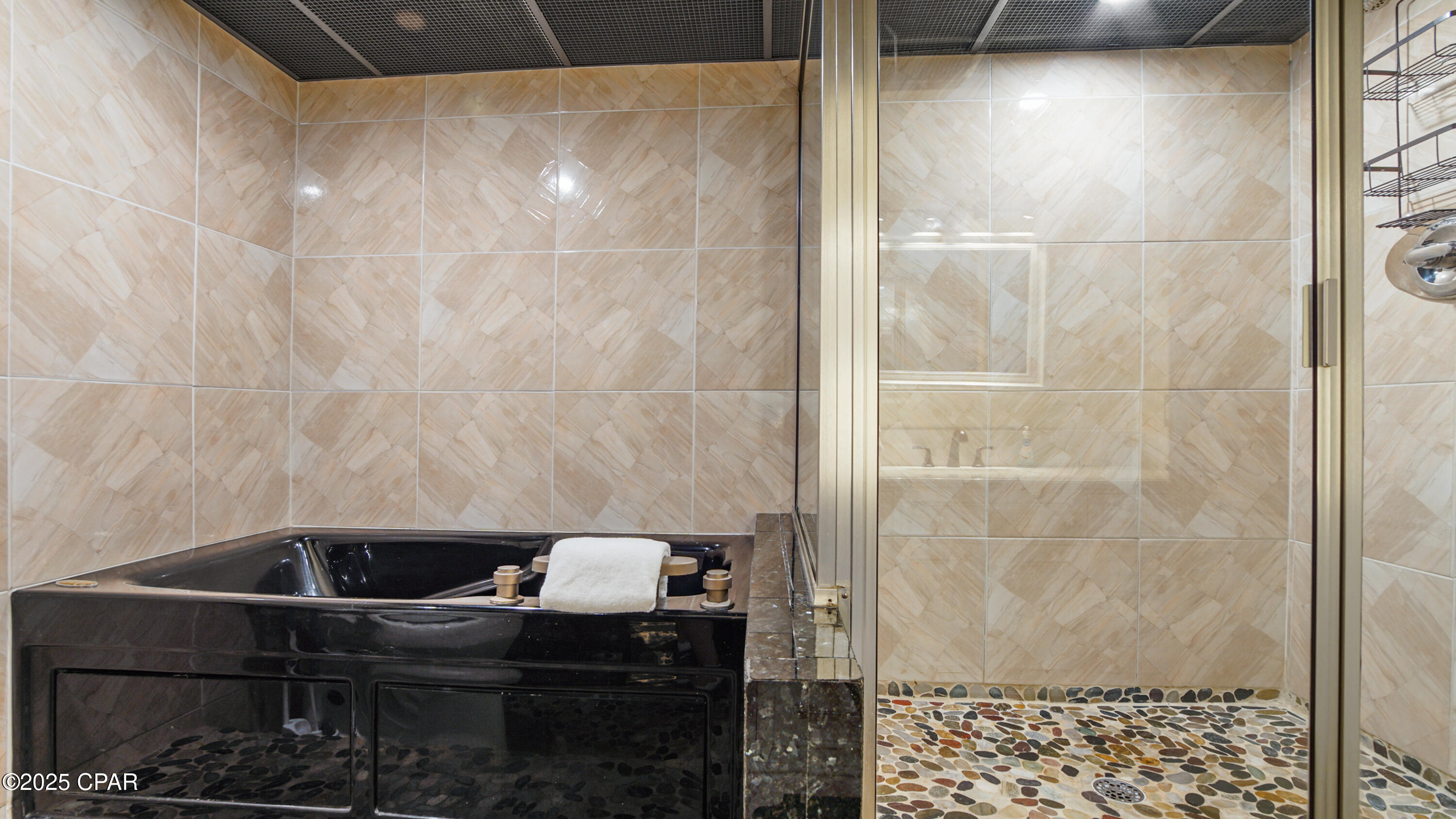 O Iludldk6x Rfet8bm2kvavl8qj4q5onmau4m2i9yk