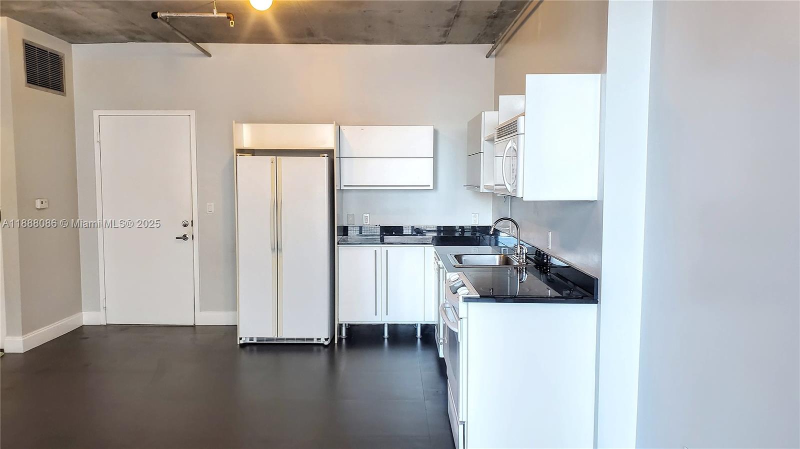 Property photo # 7