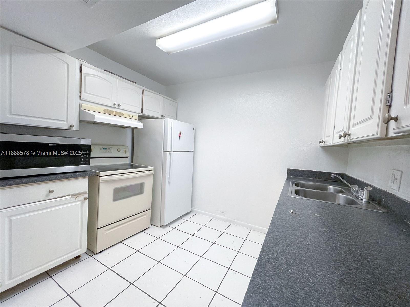 Property photo # 8