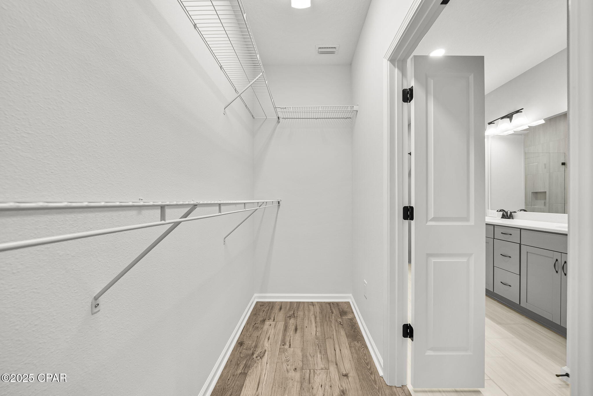 Zaggpl8dt2p0nmvhh4l4k4atj2bgajlvgbewymjcky4