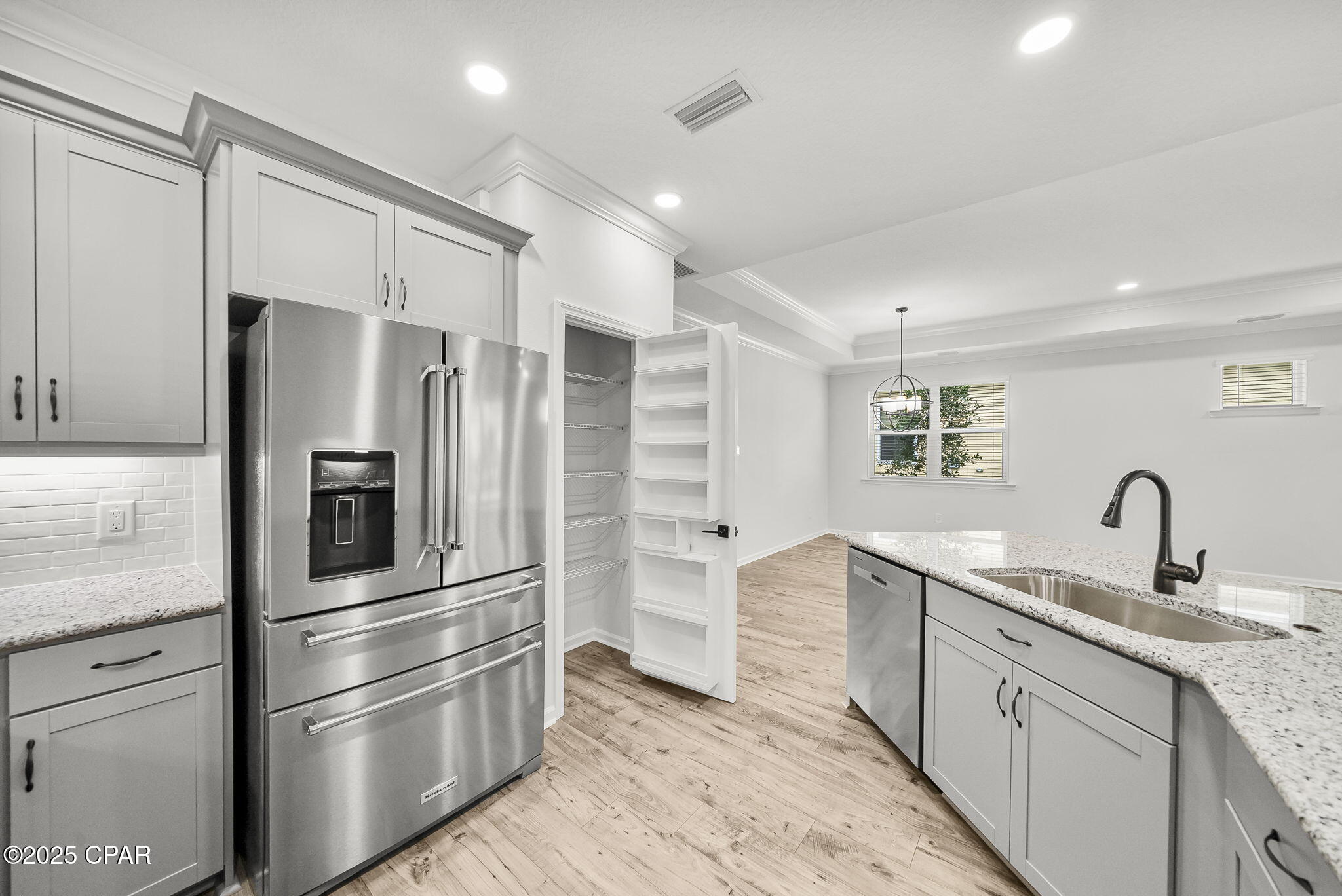 Mxkdhintgol2y2ixsq8zva7uaelzx8htfdih39t7odm