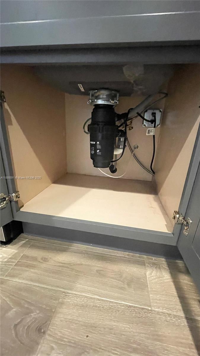 Property photo # 9