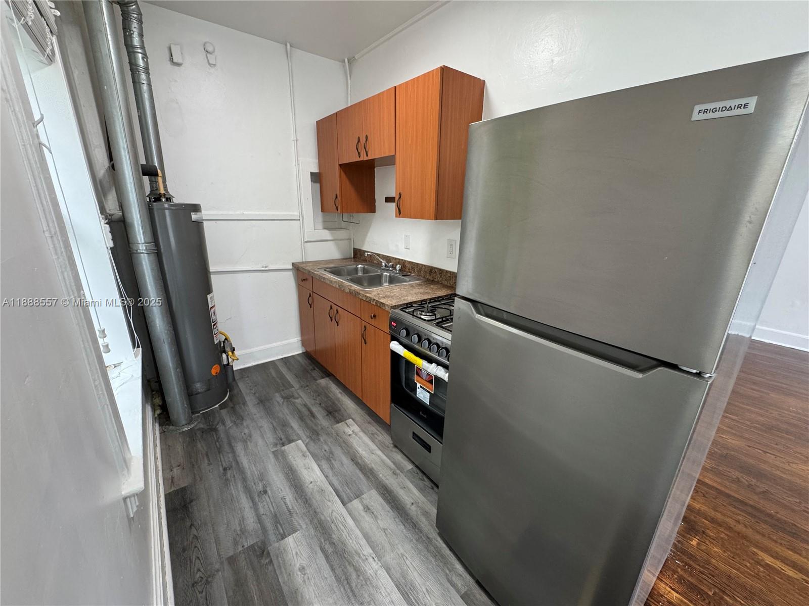 Property photo # 8