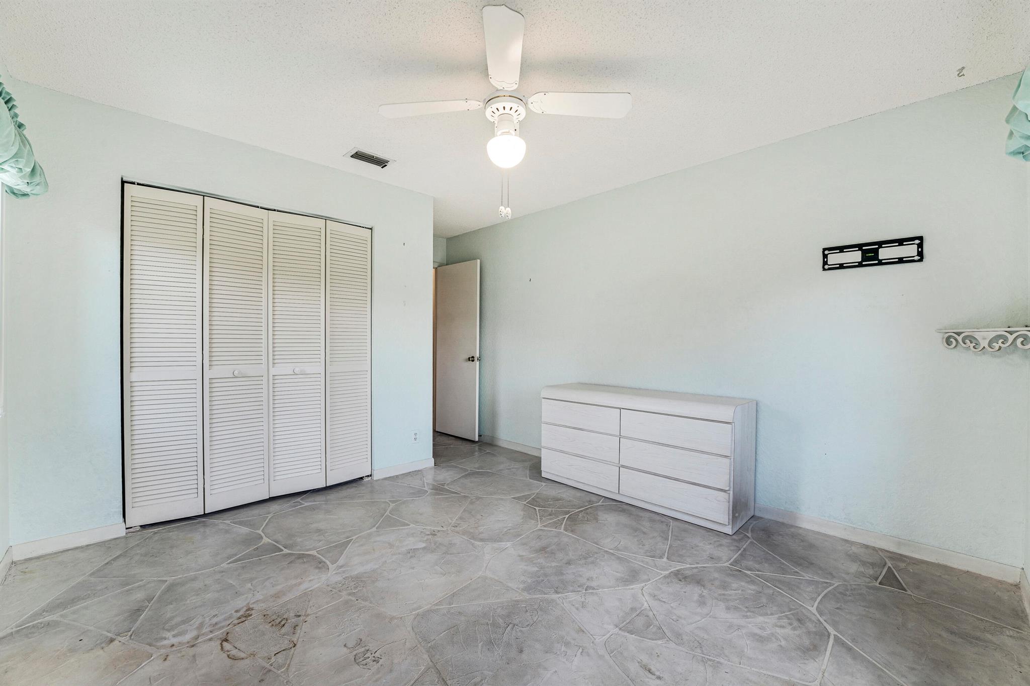 Photo 23 of home located at 8421 Bonita Isle Drive, Lake Worth FL