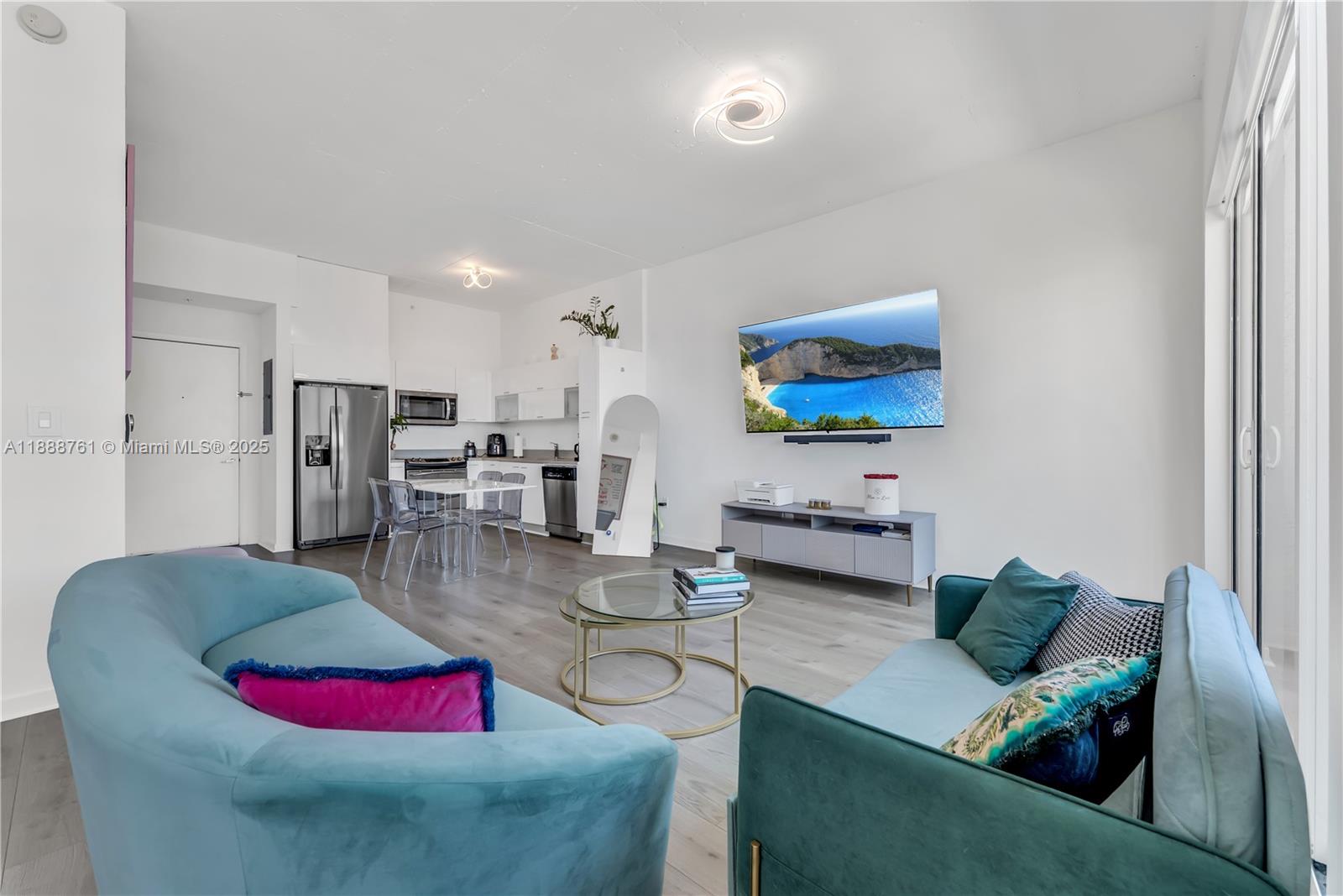 Property photo # 6