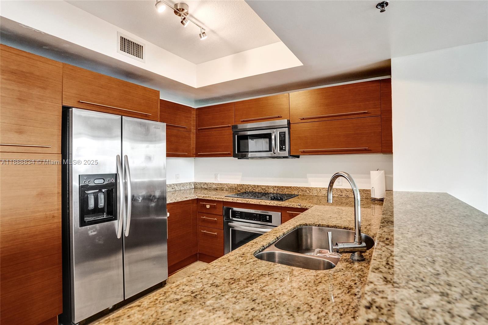 Property photo # 0