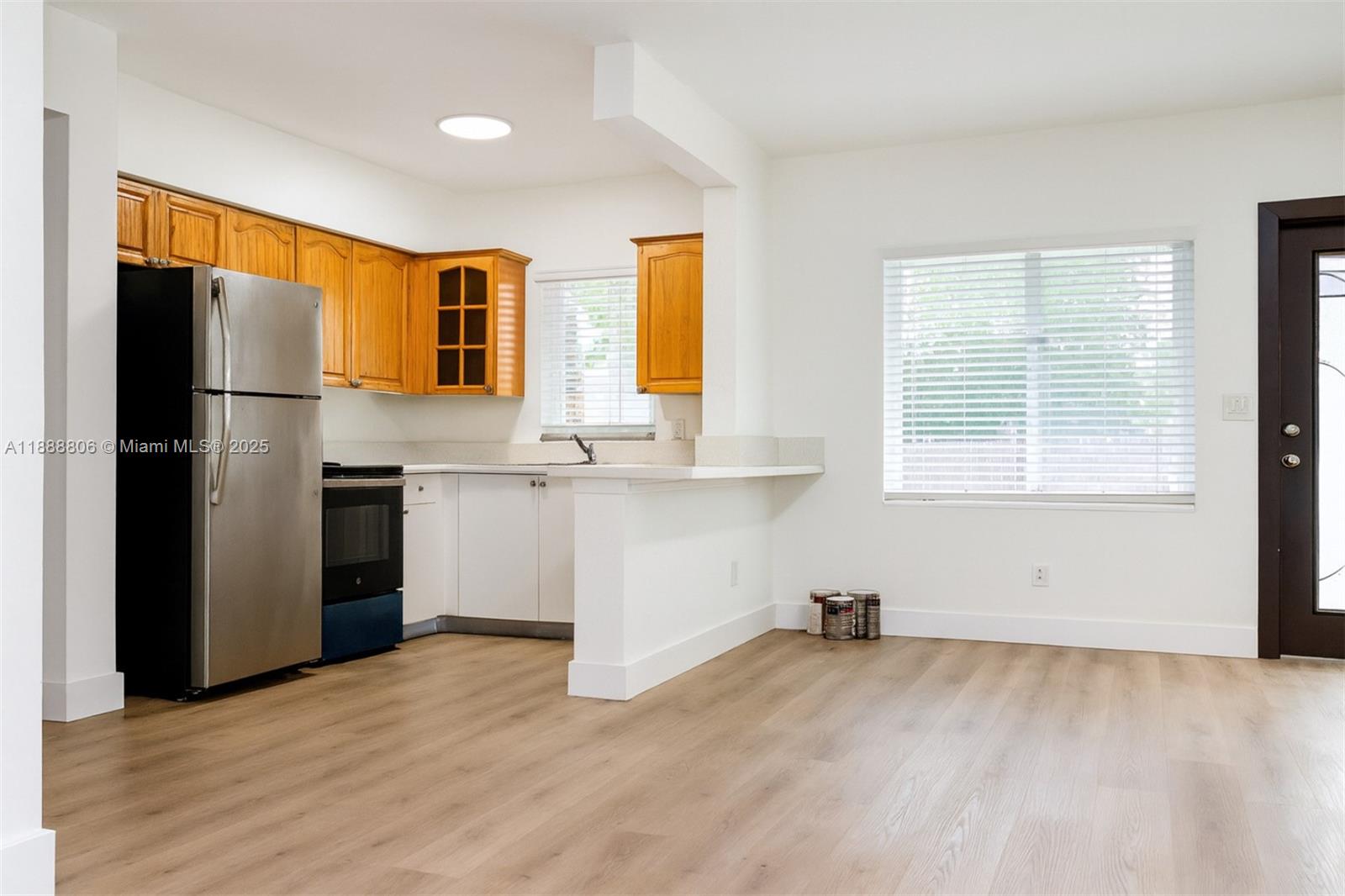 Property photo # 0