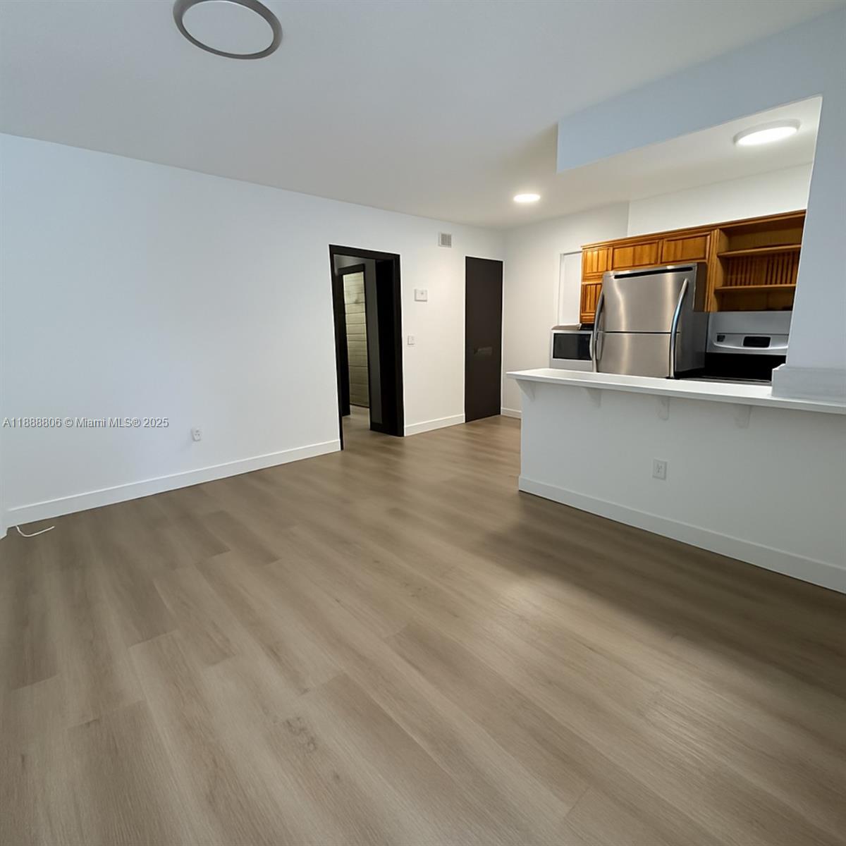 Property photo # 7