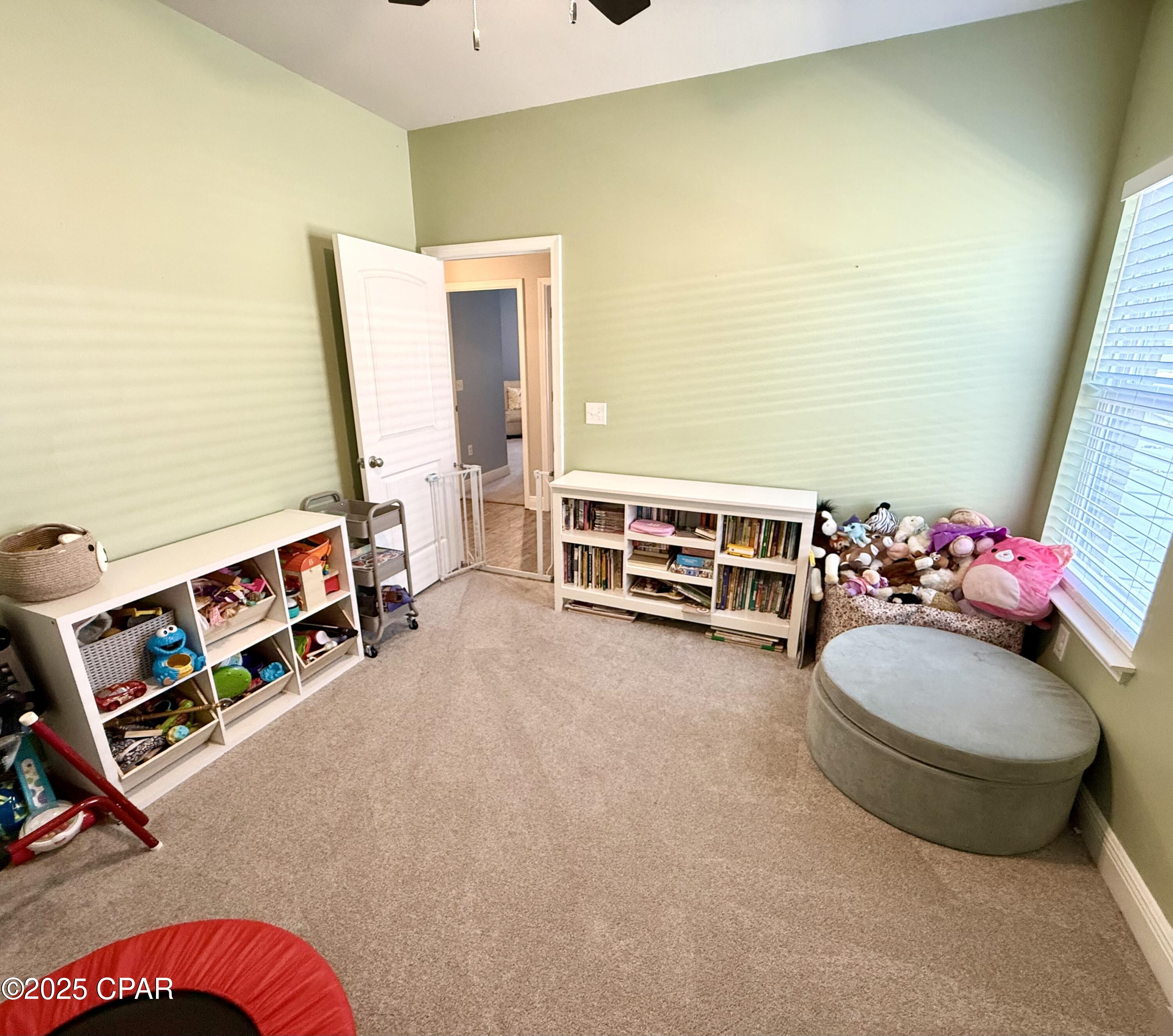 Reque_m0uvz7tzmm4fambazxy7r4jfntqe_uy6y25kc