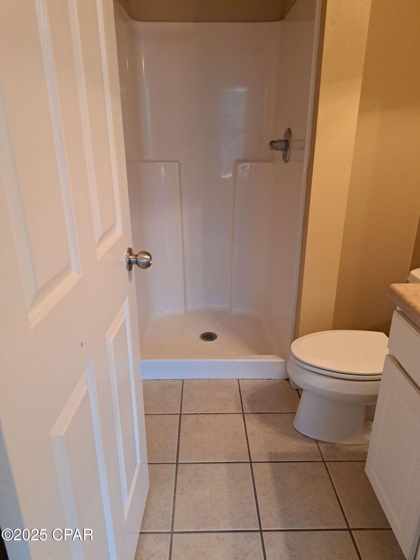 Image 18 For 108 Gray Avenue A