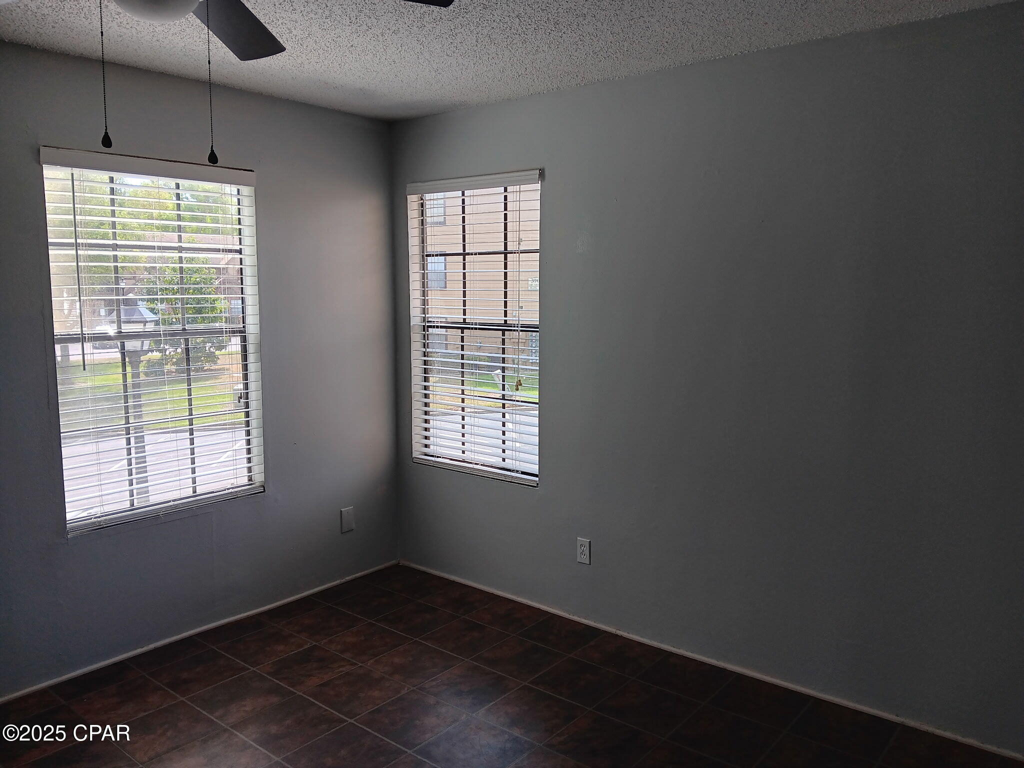 Image 7 For 300 Lakepointe Drive 202