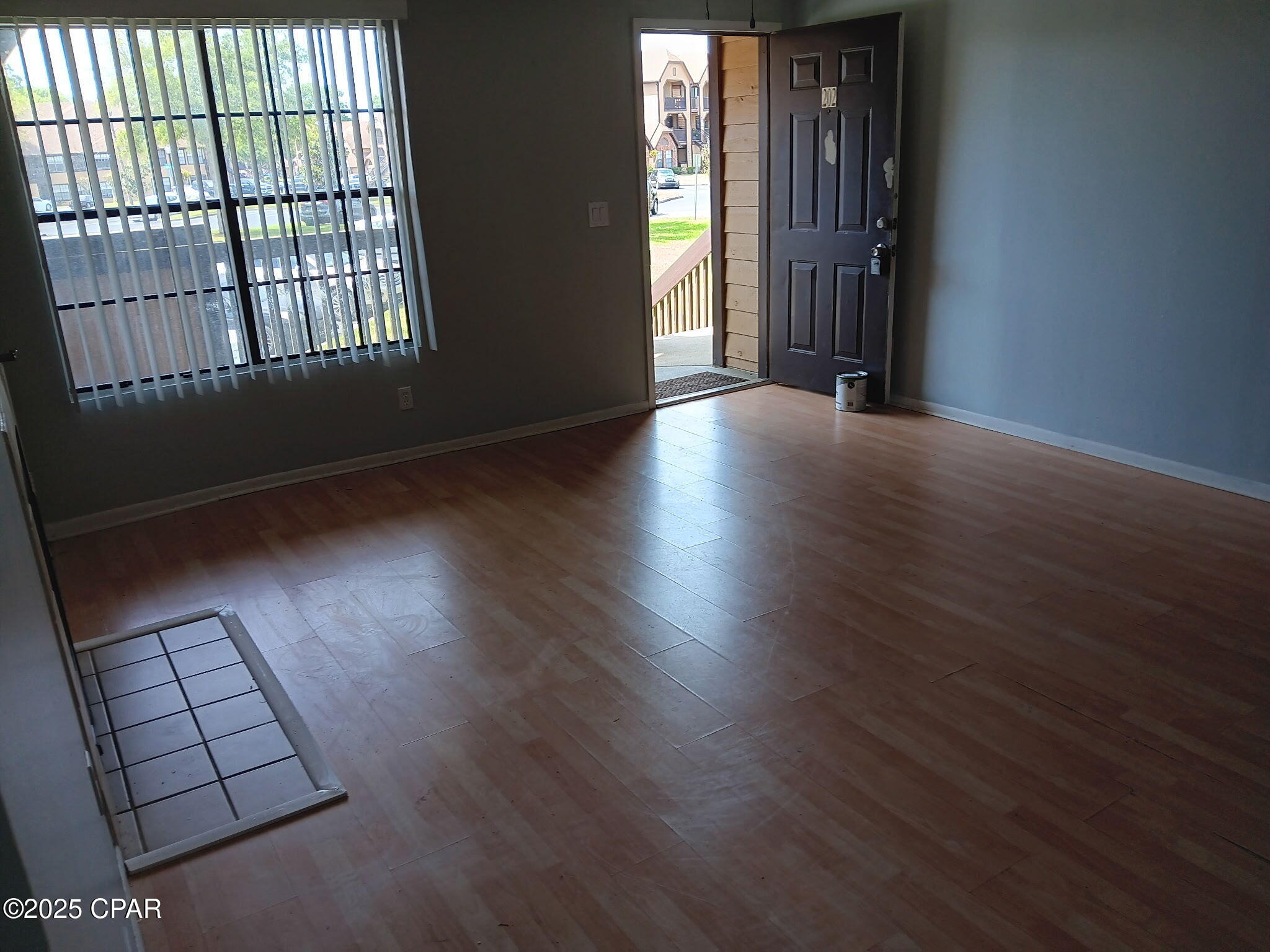 Image 9 For 300 Lakepointe Drive 202
