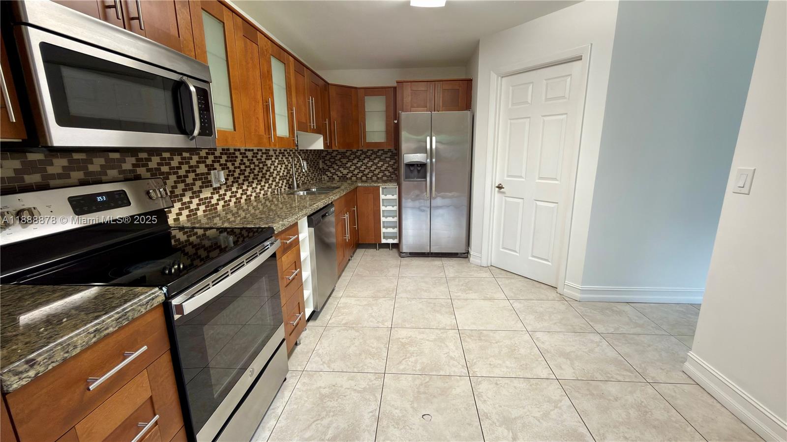 Property photo # 8
